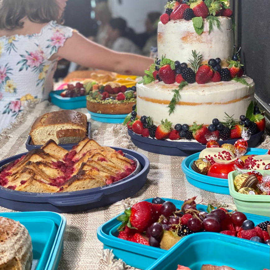 Medium Ovenware Set (2L, 2.5L & 2.5L) with FREE Oven Mitts